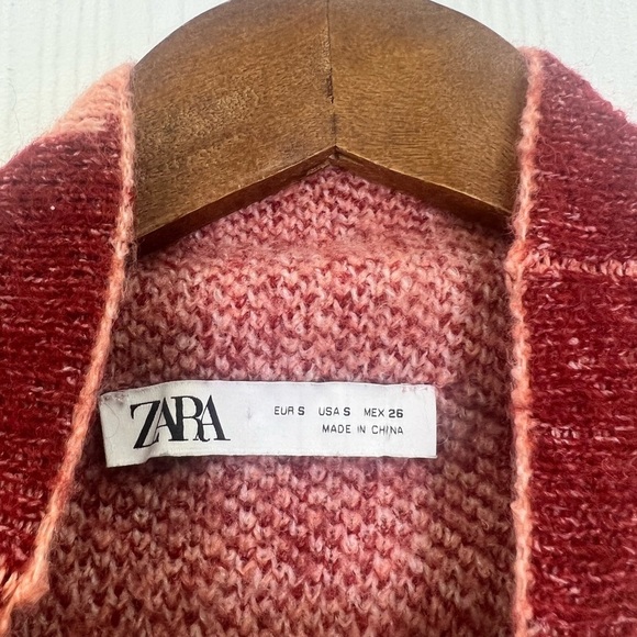 Zara - Pink Burgundy Jacquard Wave Mock Neck Long Sleeve Sweater Size Small - Picture 7 of 9